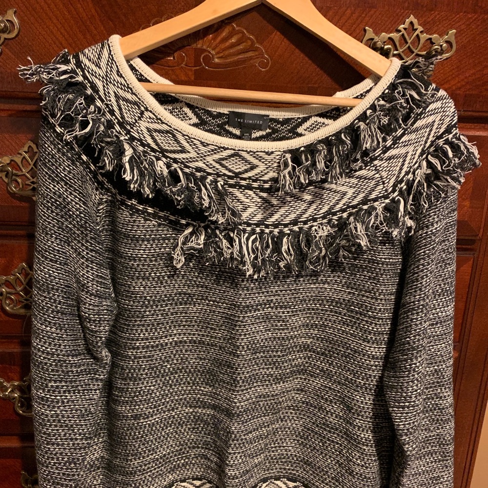 Limited Black/White Sweater Size XXL
